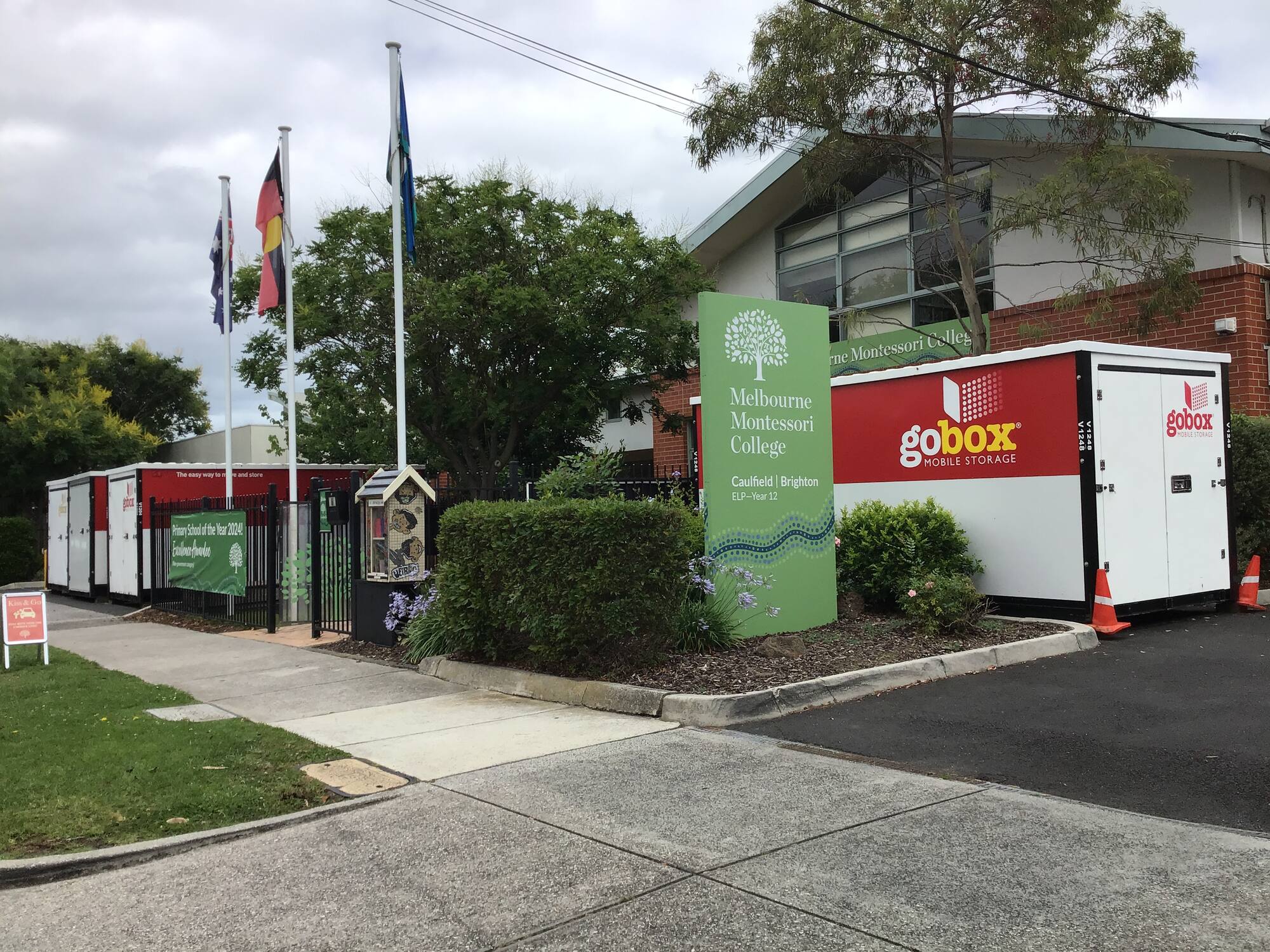 gobox unit delivered to a school for an office relocation